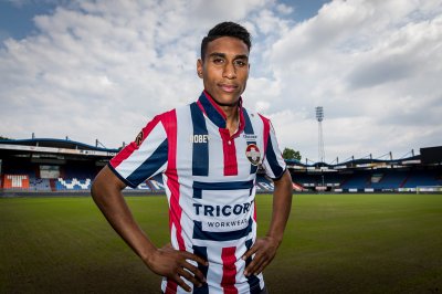 لاعبان مستاءان من عدم حضورهما مع كتيبة وحيد