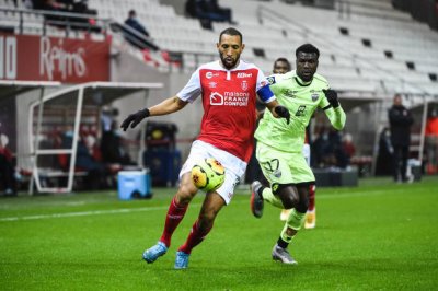 عبد الحميد ارغم على التنازل