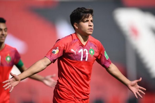 هيثم عبيدة يدشن كأس الملك