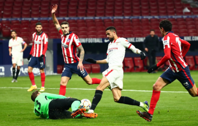 بونو والنصيري .. ما باليد حيلة