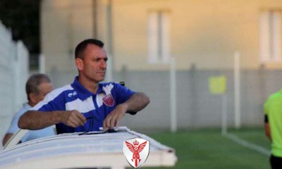 الاتحاد البيضاوي ينفصل عن مدربه