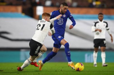 زياش وتشيلسي يقتنصان فوزا من رحم المعاناة