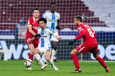 مغاربة إشبيلية تأهلوا لدور ثمن كأس اسبانيا