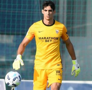 بونو أفضل حارس باوروبا