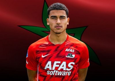 أبوخلال أفضل لاعب في هولندا