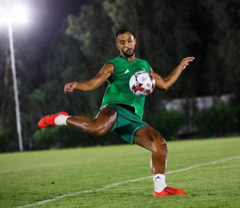 بنعطية يضغط على الدحيل من أجل العودة لإيطاليا