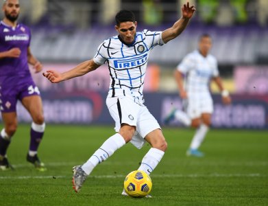 كونطي يُبعد حكيمي اليوم لهذا السبب..!