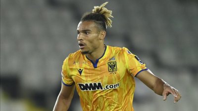 سامي مايي واكوزول يناقشان الافلات