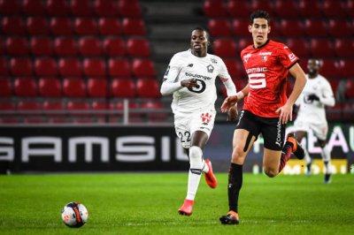 نايف اكرد يخسر نقطتين