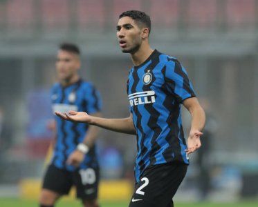 حكيمي بأعلى نقطة في مباراة فيورونتينا وإنتر