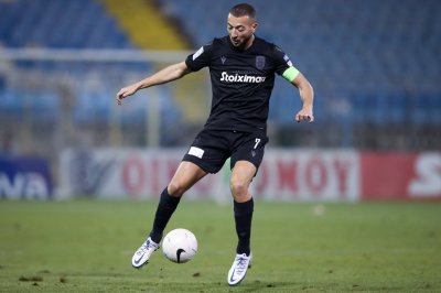 تمريرة ثالثة لعمر القادوري