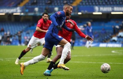 الصحافة الإنجليزية: الشوط الثاني كان كابوسا على زياش!