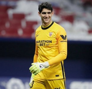 بفضل بونو.. 7 انتصارات تواليا لإشبيلية ومن دون استقبال أي هدف