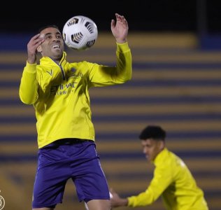 حمد الله يتعرض لـ السلخ !