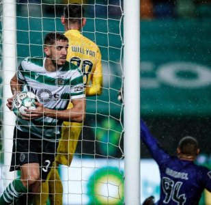 مدرب سبورتينغ: راض جدا عن أداء فضال