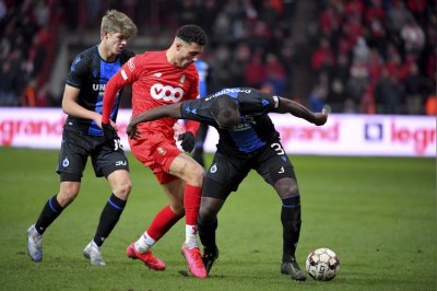 لاعب مغربي شاب يجاور أملاح وكارسيلا