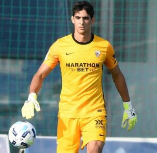 بونو ينافس على جائزة سبق للنصيري أن فاز بها