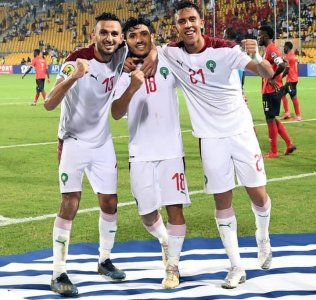 لائحة الأسود الأولية تضم عددا من أبطال  الشان 