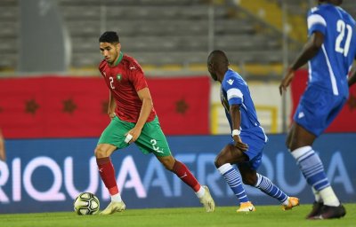 نجم الأسود حاضر في المعسكر بقرار من سلطات ميلانو