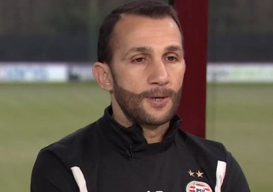 تقرير  المنتخب .. لماذا لا تستفيد الجامعة من عادل رمزي؟