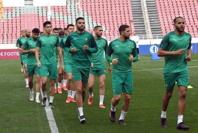 عادل تاعرابت: نقطة ضوء الوسط