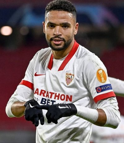 الصحافة الإسبانية تطالب النصيري بالنيل من الثلاثة الكبار!