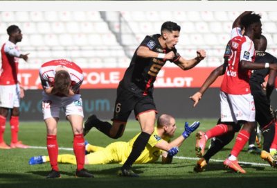 نقطة غالية لأكرد في غياب عبد الحميد