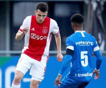 سيطرة أجاكس لا تتوقف والادريسي في خبر كان