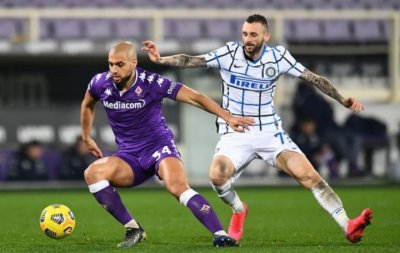 أمرابط يضع رئيس فيرونتينا في حيرة!