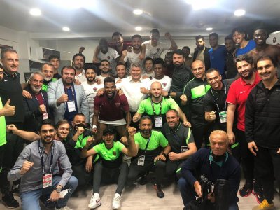 المحمدي وعبيد مع هاتي يقتربان من اوروبا ليغ