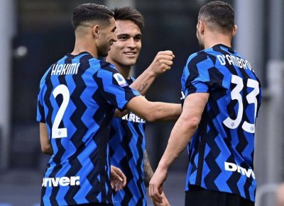 كلما تألق حكيمي أزداد قلق كونطي!