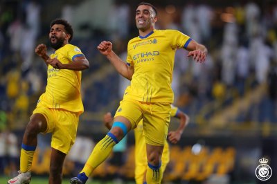 12 هدفا لحمد الله في مرمى الرائد