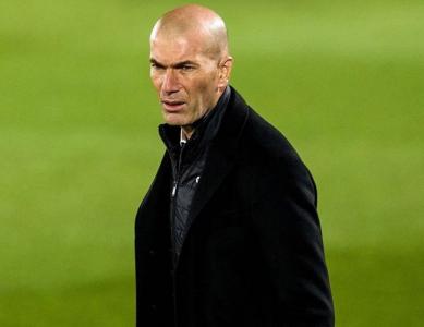 ريال مدريد الإسباني يعلن استقالة مدربه الفرنسي زين الدين زيدان