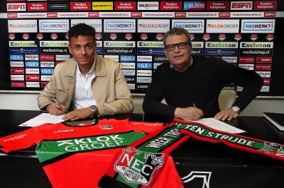 وجه مغربي جديد يطل باضواء هولندا