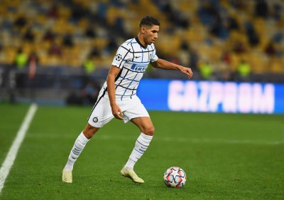 مصادر فرنسية: باريس سان جيرمان جهز عرضا جديدا لضم حكيمي