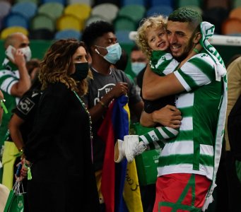 الحكم على فضال بغرامة مالية في البرتغال