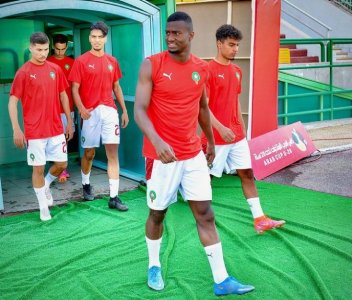 أنس نناح.. ظهير أيسر يلبس ثوب العميد مع الشبان