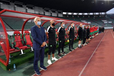 إجتماع  بين خاليلودزيتش ومساعديه لتحضير التربص القادم للمنتخب