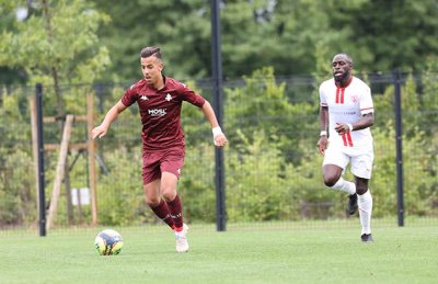 أول إقلاع لأمين باسي مع ميتز