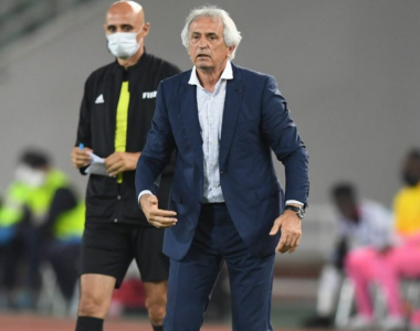 خاليلودزيتش يستفسر لاعبيه عن تحضيرات الموسم الجديد