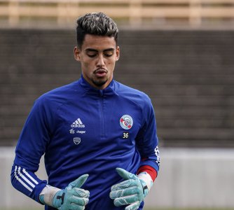 حارسان مغربيان شابان يخطفان الأنظار في بلجيكا وفرنسا