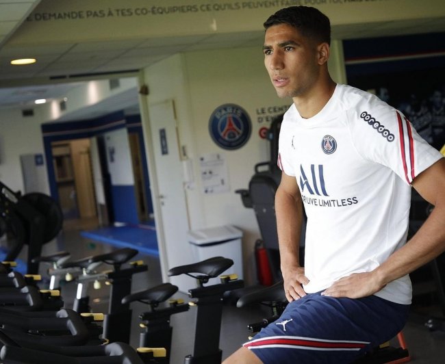 بعد حكيمي.. أسدان آخران أصيبا بفيروس كورونا