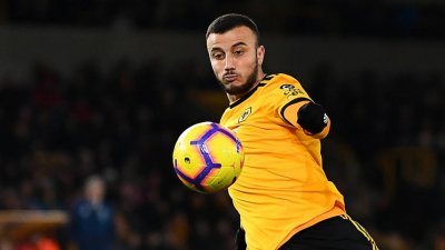 ولفرهامبطون يعرض عقد سايس للبيع!