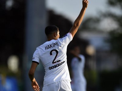 نقاد فرنسا ينتظرون تطورا لافتا في مستوى حكيمي  داخل باريس