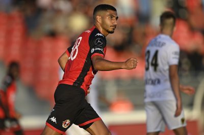 ثنائية ماعزيز في اول ظهور ببلجيكا