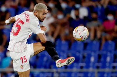 هدف للنصيري مرفوض واشبيلية نال العلامة في آخر الأنفاس