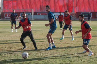 بعد شفائه.. بدر بانون ينضم لتدريبات الاهلي
