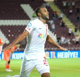 الكعبي يشرع في فتح قلاع الأهداف بأرض الأناضول