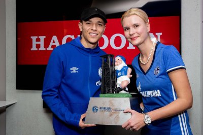 وداع مؤثر من حارث لشالك