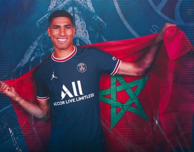 أشرف حكيمي يتفاعل مع برونزية المنتخب الوطني للمكفوفين